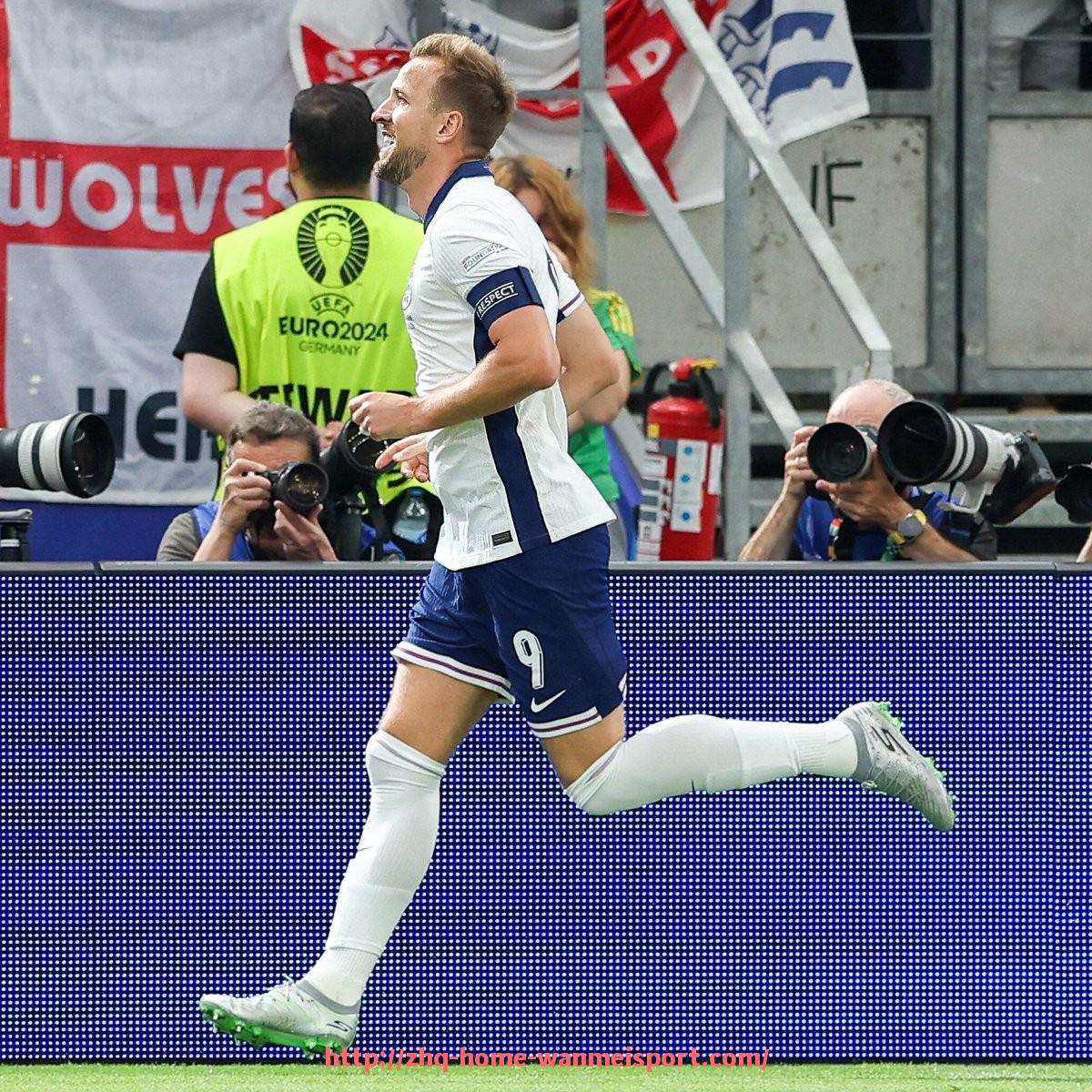 完美体育官方网站-法甲顶级球队管理模式的创新与成效评估